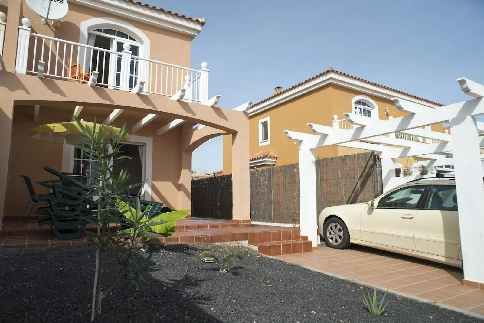 Modernes Ferienhaus Mit Terrasse Und Balkon كاليتا ذي فوستي إسبانيا